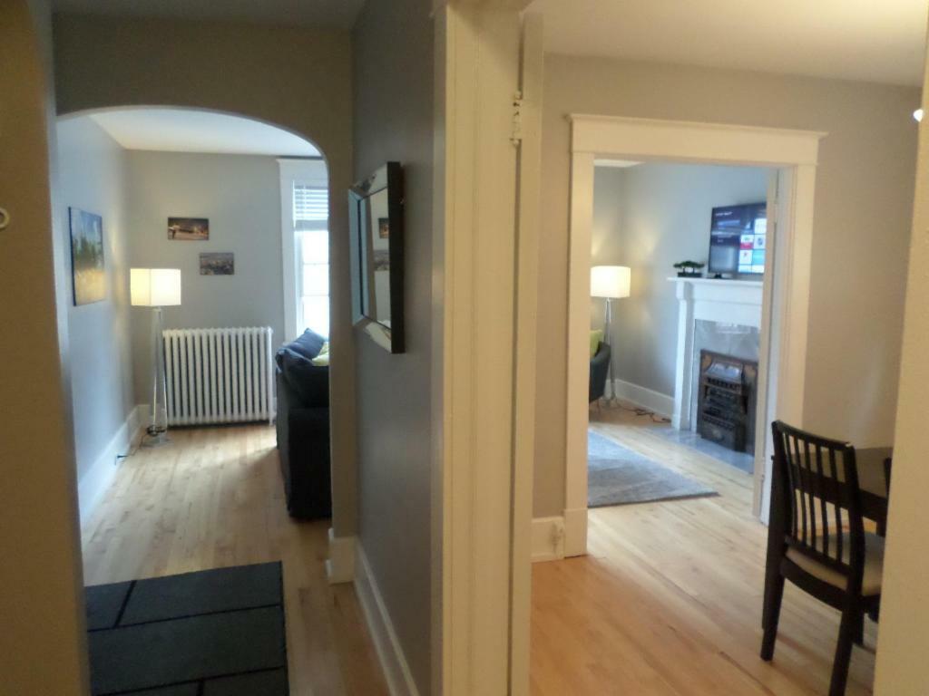 Beautiful, Clean, Quiet 2 Br-In Downtown Ottawa. Parking, Wifi And Netflix Included Leilighet Eksteriør bilde