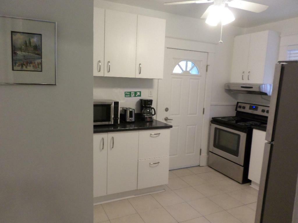 Beautiful, Clean, Quiet 2 Br-In Downtown Ottawa. Parking, Wifi And Netflix Included Leilighet Eksteriør bilde
